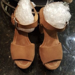 Michael kors platform cork heel sandle